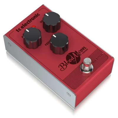 Гитарная педаль эффекта фэйзер TC ELECTRONIC BLOOD MOON PHASER