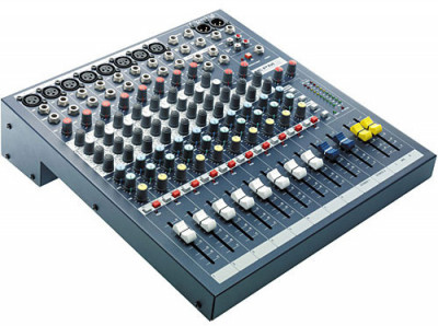 Микшерный пульт Soundcraft EPM8
