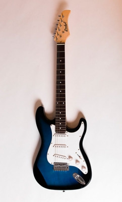 ROCKET ST-01 BB 39" электрогитара тип корпуса Stratocaster