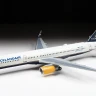 Пассажирский авиалайнер "Боинг-757-200" 1/144