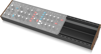 Кейс для модульных синтезаторов Behringer EURORACK 104 компактный