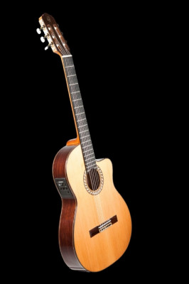 PRUDENCIO Cutaway Model 56 4/4 классическая гитара со звукоснимателем