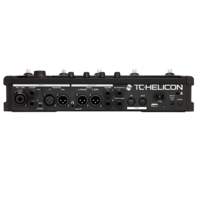 TC HELICON VOICELIVE 3 EXTREME напольный вокально-гитарный процессор