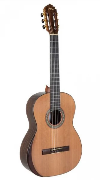 Гитара классическая MANUEL RODRIGUEZ B-C  4/4