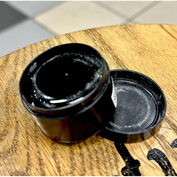 Канифоль для смычка скрипичных Wisemann Rosin 022901, мягкая, круглая