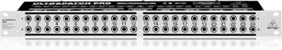 Behringer PX3000 - коммутационная панель с 48 портами и 3 режимами