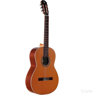 PRUDENCIO 004 А 4/4 классическая гитара