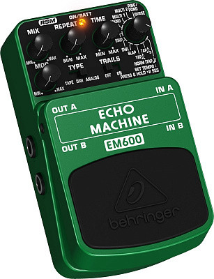 BEHRINGER EM600 ECHO MACHINE  Педаль моделирования  эффектов эха